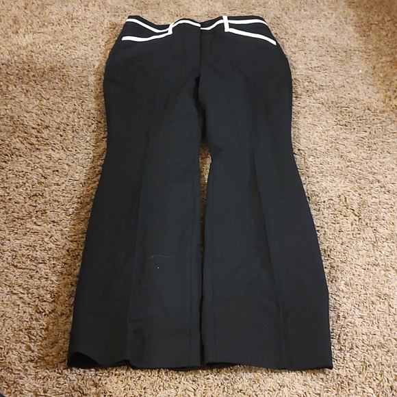 WHBM Black/White Pants ,Slim boot, Comfort stretch, 10, NWT - Picture 1 of 5